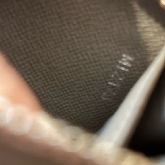 Louis Vuitton Grey Pebbled Taiga Leather Mini Card Holder Zippy Wallet LIKE NEW - Picture 9 of 9